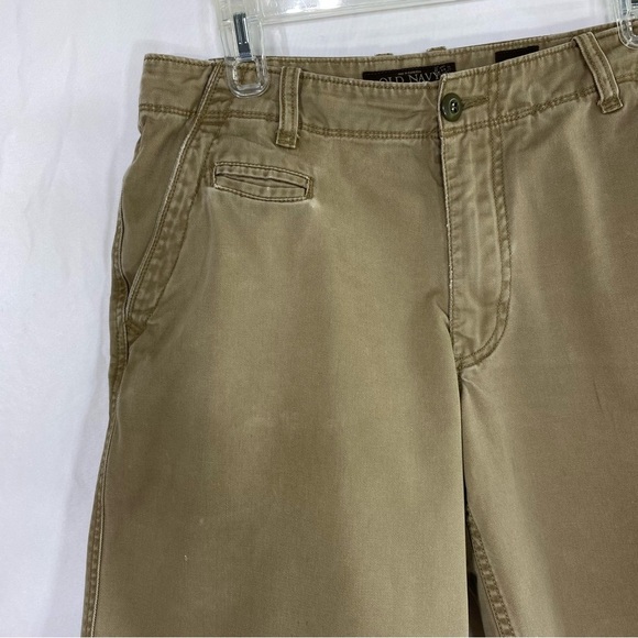 Old Navy Men’s Khaki Shorts - Picture 2 of 7